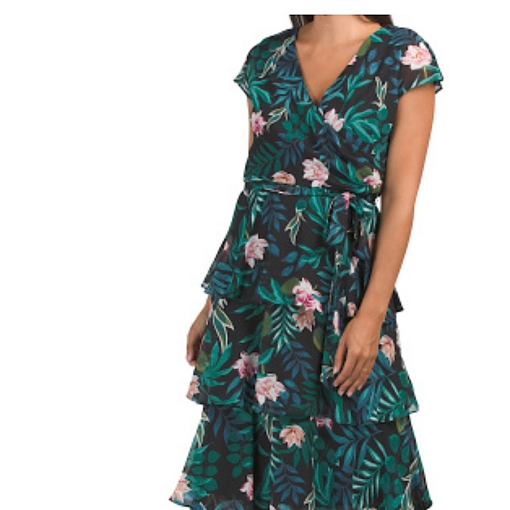 Green floral dress!  Beautiful flowwy, v neck with tie up belt.  Cap sleeve.